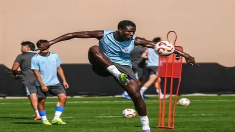 “审视今日中国视角的“过境免签”政策解读”